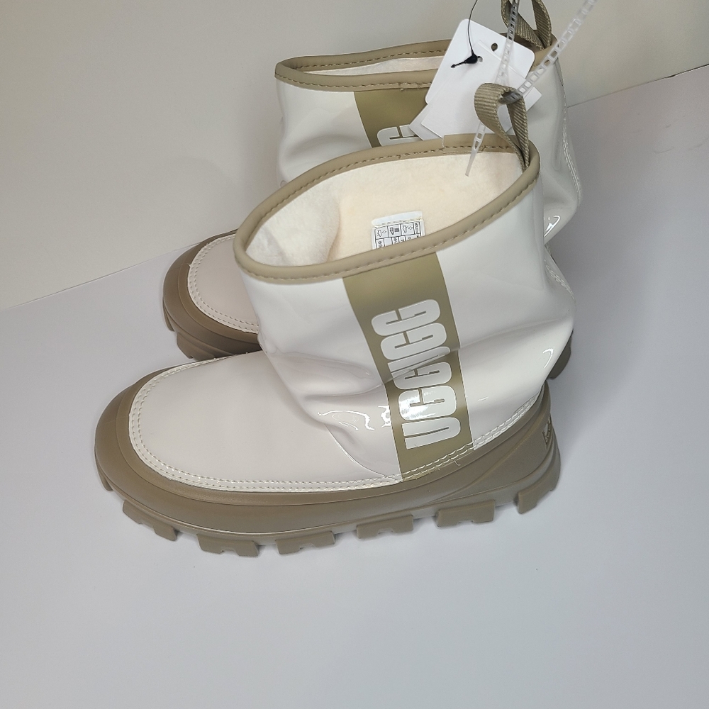 UGG classic Brellah mini rain boot